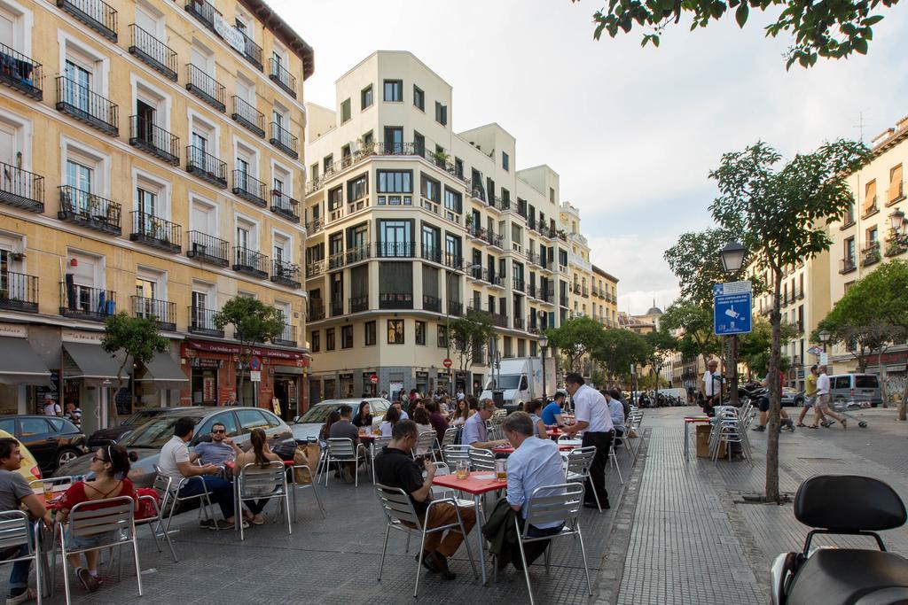 Bookinmadrid Com - Cascorro Sq 18 Pax Apartment Exterior photo