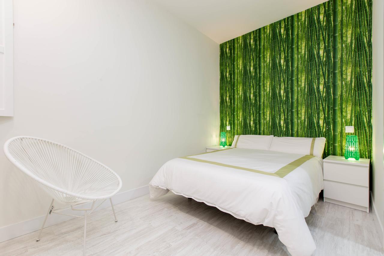 Bookinmadrid Com - Cascorro Sq 18 Pax Apartment Exterior photo