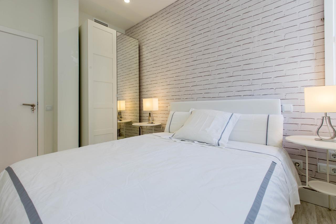 Bookinmadrid Com - Cascorro Sq 18 Pax Apartment Exterior photo